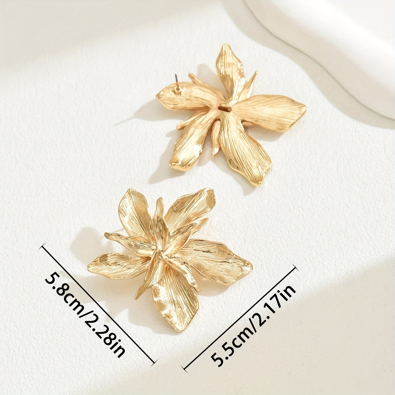 Lana | Pendientes de Gota Florales Dorados