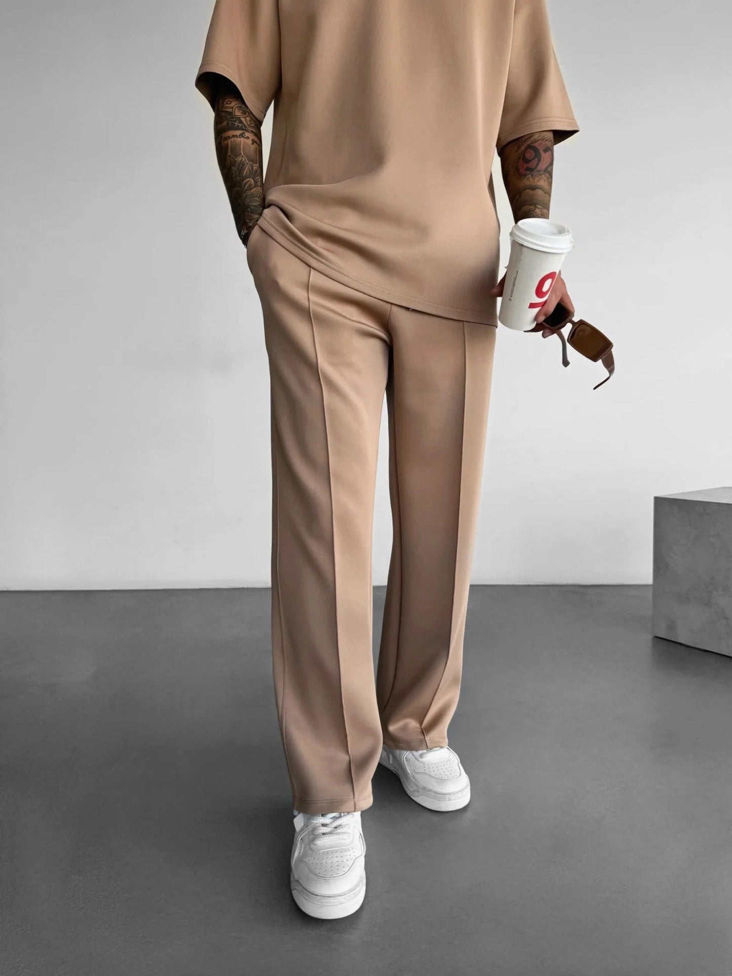 Pantalón jogger amplio y relajado